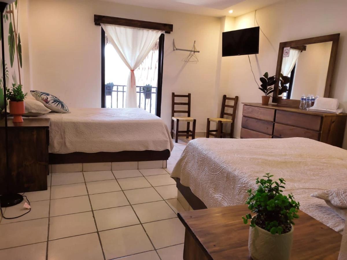 Hotel Cafenaranja 希利特拉 外观 照片