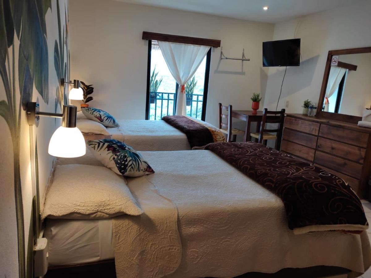 Hotel Cafenaranja 希利特拉 外观 照片