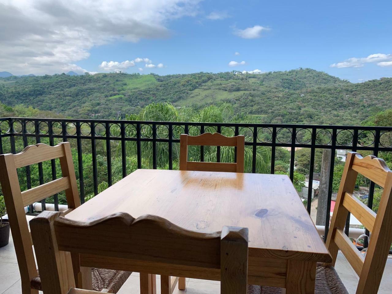Hotel Cafenaranja 希利特拉 外观 照片