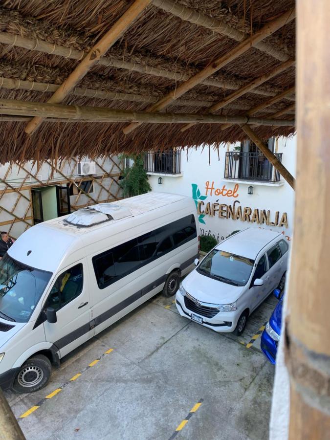 Hotel Cafenaranja 希利特拉 外观 照片